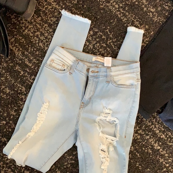 Clothing bundle - Picture 2 of 8